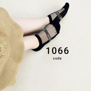 جوراب زیر قوزکی زنانه شیشه ای مشکی کمر گوچی کد 1066 لادن (۱۰ جفتی)