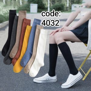 جوراب زیر زانو (سه ربع) ده رنگ ساده کد 4032 لادن (10جفتی)