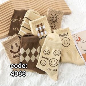 جوراب ساقدار زنانه طرح لبخند کرم میکس میکس کد 4066 لادن (10جفتی)